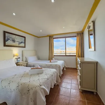 Mediterraneo 801. Super One-bedroom With Great Sea Views.