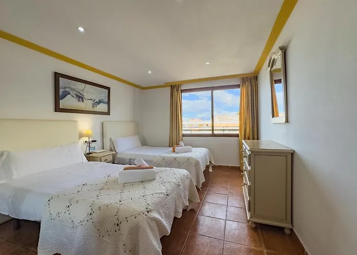 Mediterraneo 801. Super One-bedroom With Great Sea Views.
